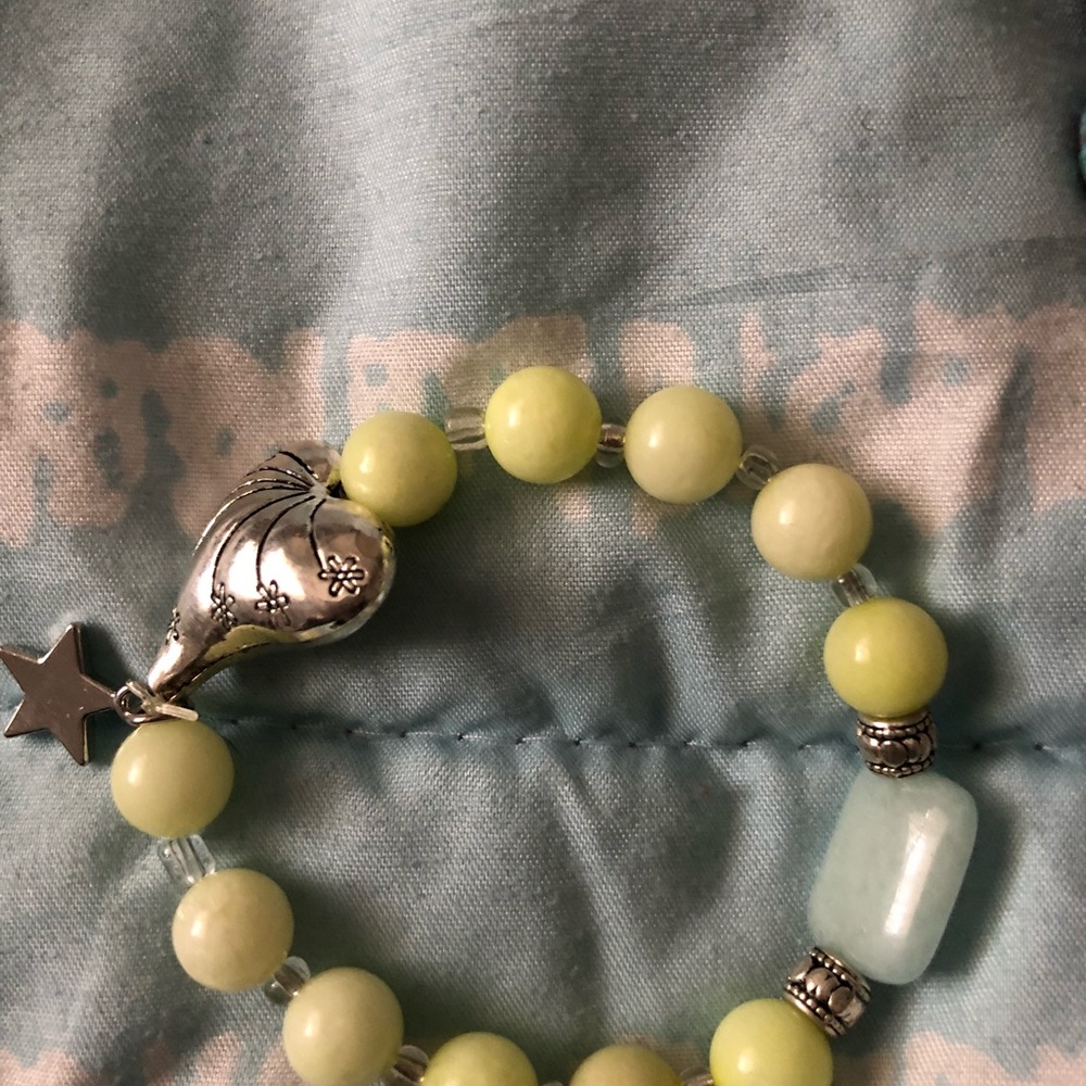 Beautiful, handmade bracelets by me. - Picture 4 of 7